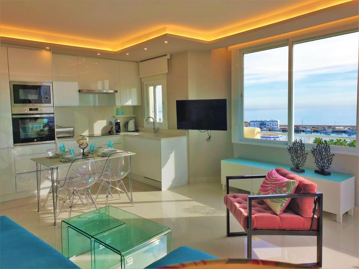 Fabulous Apartment In Front Of Sea & Marina With Incredible Views เอสเตโปนา ภายนอก รูปภาพ